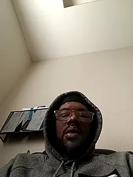 Snapshot of Txdarkmeat74 chatting on 03/17/26, 01:47 Txdarkmeat74 online show from 03/17/26, 01:47