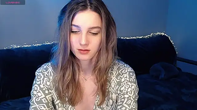 Abigail Wills online show from 04/06/26, 04:52