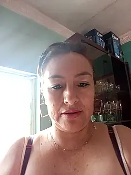 Snapshot of sussy_185 chatting on 11/19/25, 04:51 sussy 185 online show from 11/19/25, 04:51