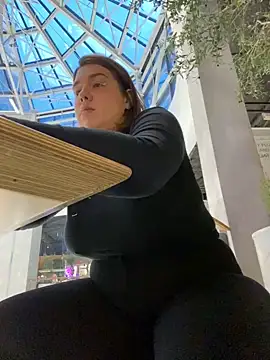 SuzieMurray online show from 12/03/24, 12:27