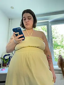 SuzieMurray online show from 07/12/26, 08:16