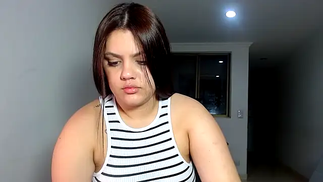 Snapshot of kimberlyhills1 chatting on 12/13/24, 05:38 kimberlyhills1 online show from 12/13/24, 05:38