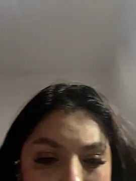 Snapshot of kimberlyhills1 chatting on 02/16/25, 09:05 kimberlyhills1 online show from 02/16/25, 09:05