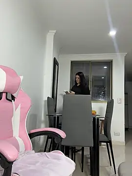 Snapshot of kimberlyhills1 chatting on 03/10/25, 08:01 kimberlyhills1 online show from 03/10/25, 08:01