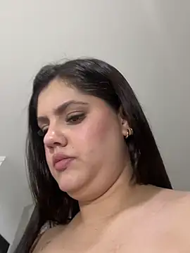 Snapshot of kimberlyhills1 chatting on 03/12/25, 11:01 kimberlyhills1 online show from 03/12/25, 11:01