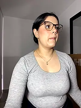 Snapshot of kimberlyhills1 chatting on 11/04/25, 07:46 kimberlyhills1 online show from 11/04/25, 07:46