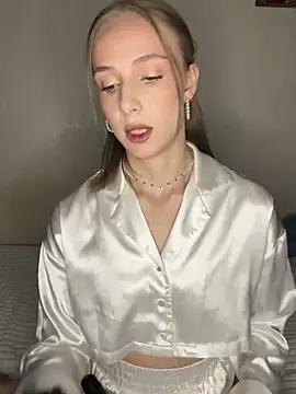 Snapshot of CaseyStar chatting on 01/06/25, 01:30 CaseyStar online show from 01/06/25, 01:30