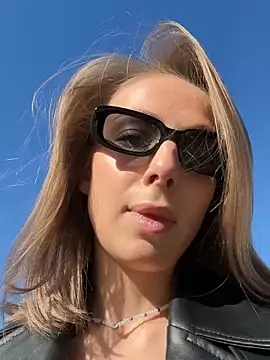 Snapshot of CaseyStar chatting on 01/30/25, 09:25 CaseyStar online show from 01/30/25, 09:25