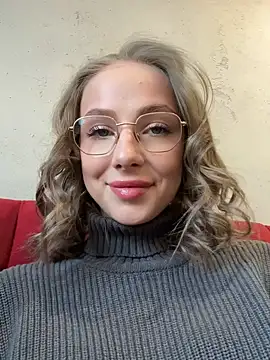 Snapshot of CaseyStar chatting on 02/14/25, 09:45 CaseyStar online show from 02/14/25, 09:45