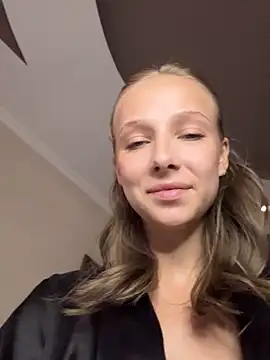 Snapshot of CaseyStar chatting on 09/12/25, 02:17 CaseyStar online show from 09/12/25, 02:17