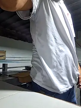 Snapshot of Alsaud1106 chatting on 03/09/25, 08:42 Alsaud1106 online show from 03/09/25, 08:42