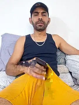 Snapshot of Alsaud1106 chatting on 03/12/25, 05:35 Alsaud1106 online show from 03/12/25, 05:35