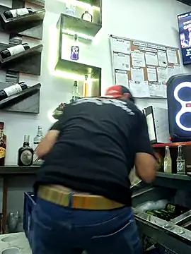 Snapshot of Alsaud1106 chatting on 03/14/25, 08:17 Alsaud1106 online show from 03/14/25, 08:17