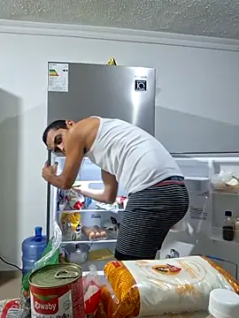 Snapshot of Alsaud1106 chatting on 03/17/25, 04:08 Alsaud1106 online show from 03/17/25, 04:08