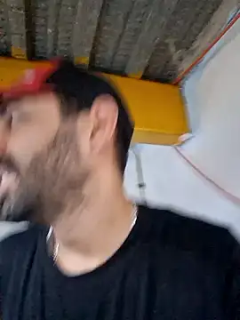 Snapshot of Alsaud1106 chatting on 03/19/25, 07:17 Alsaud1106 online show from 03/19/25, 07:17