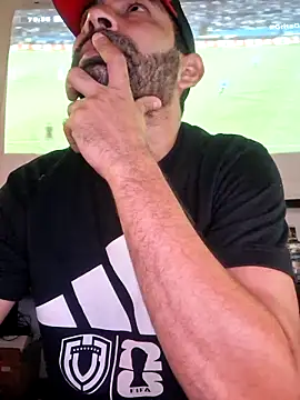 Snapshot of Alsaud1106 chatting on 03/22/25, 01:11 Alsaud1106 online show from 03/22/25, 01:11