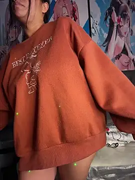 Im Little online show from 05/07/26, 02:28