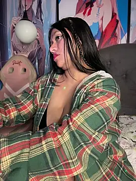 Im Little online show from 07/06/26, 02:52