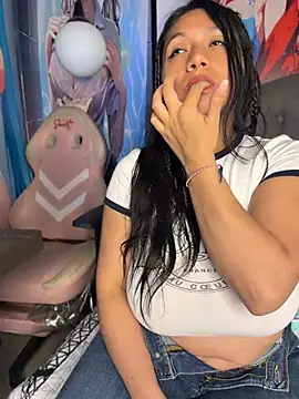 Im Little online show from 07/13/26, 02:47