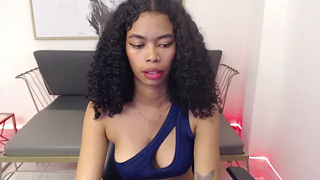 Shenna brunette  online show from 12/16/24, 04:16