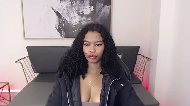 Shenna brunette  online show from 12/26/24, 01:10