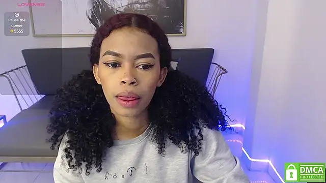 Shenna brunette  online show from 01/11/25, 01:01