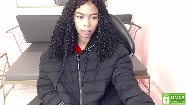 Shenna brunette  online show from 01/20/25, 01:11