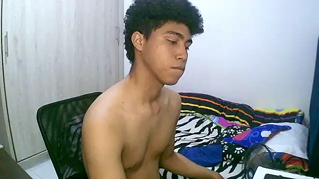 sexy diamante  online show from 10/05/25, 08:29