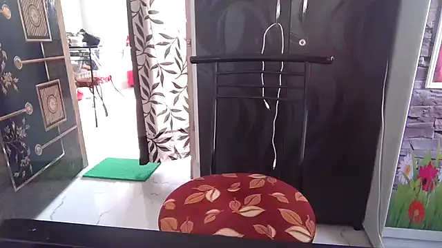 Snapshot of sexy-honey09 chatting on 11/05/25, 02:44 sexy-honey09 online show from 11/05/25, 02:44