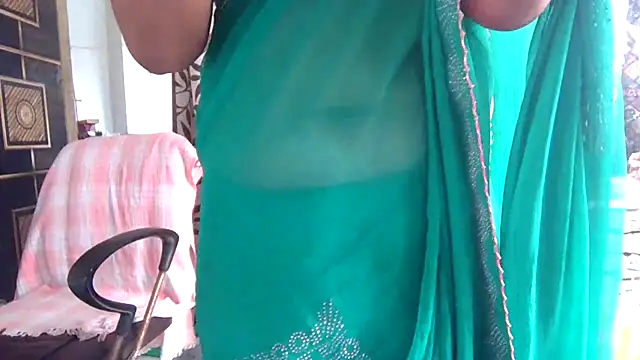 Snapshot of sexy-honey09 chatting on 11/30/25, 07:56 sexy-honey09 online show from 11/30/25, 07:56