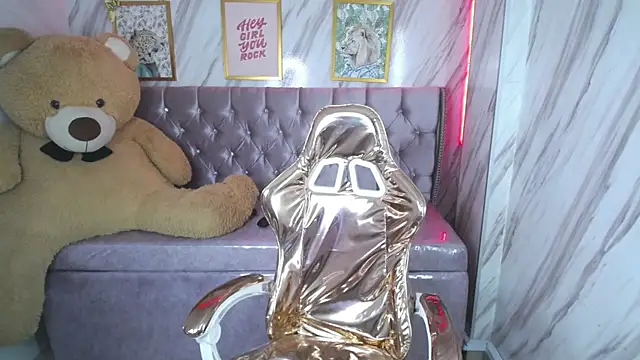 Laia angel b online show from 01/18/25, 03:20