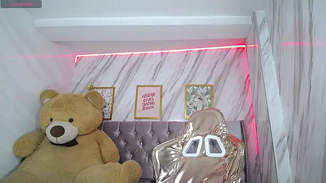Laia angel b online show from 02/06/25, 03:27