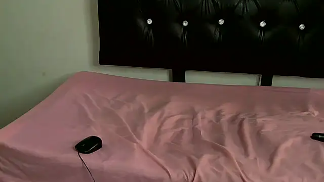 EbonyBentley online show from 12/11/24, 06:47