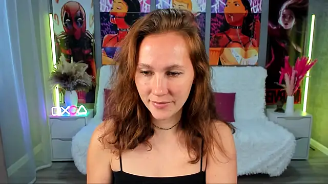 Snapshot of MichelleOrtis chatting on 11/22/25, 06:23 MichelleOrtis online show from 11/22/25, 06:23