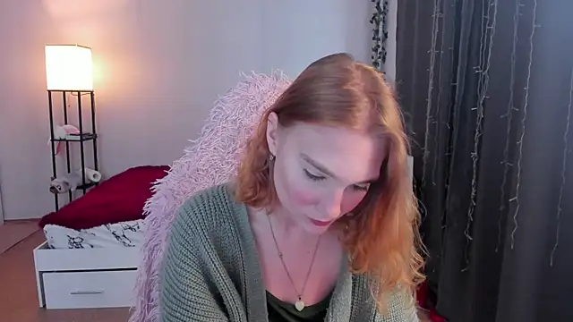 ReddHotPipper online show from 10/05/25, 02:43