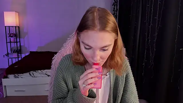 ReddHotPipper online show from 10/22/25, 03:29