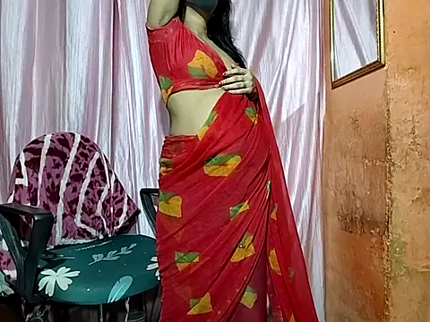 Snapshot of poojaxxx65 chatting on 09/22/25, 10:56 poojaxxx65 online show from 09/22/25, 10:56