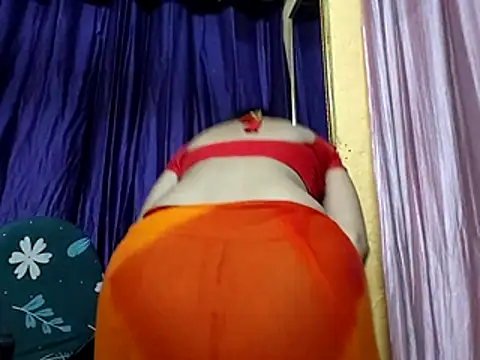 poojaxxx65 online show from 06/19/26, 09:51