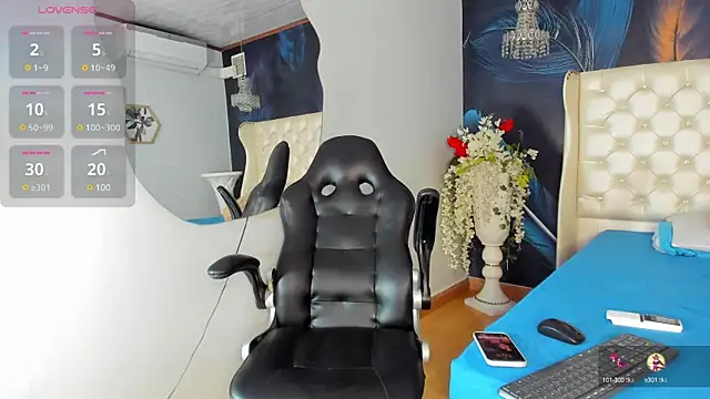 ScarlettMonroe  online show from 03/17/25, 12:08