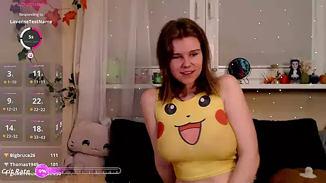 Snapshot of Moona_xx chatting on 11/12/25, 09:25 Moona xx online show from 11/12/25, 09:25