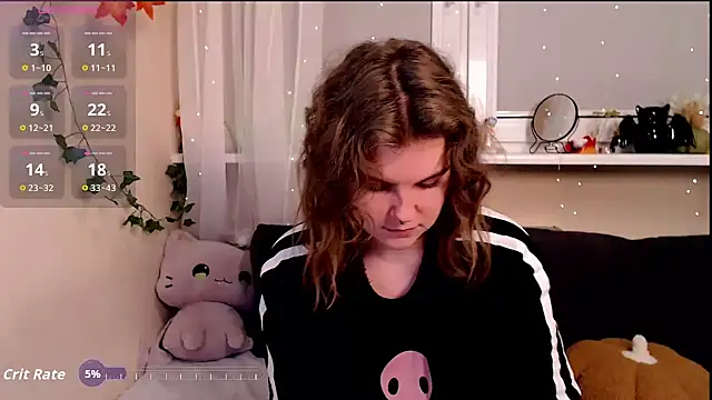 Snapshot of Moona_xx chatting on 11/19/25, 06:30 Moona xx online show from 11/19/25, 06:30