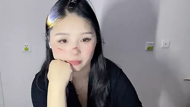 Snapshot of SU__SU chatting on 11/01/25, 01:35 SU SU online show from 11/01/25, 01:35