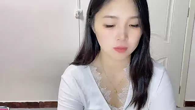 Snapshot of SU__SU chatting on 11/08/25, 05:51 SU SU online show from 11/08/25, 05:51