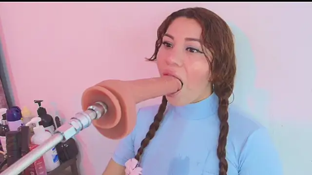 hade cute online show from 12/06/24, 03:00