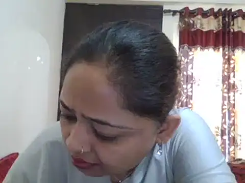 manvi199407 online show from 03/12/25, 12:15