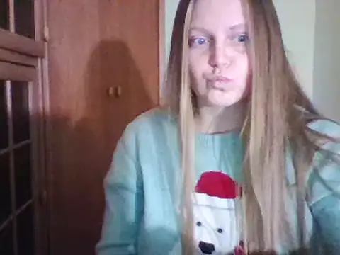 Evasapples online show from 12/03/24, 01:21