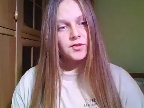 Evasapples online show from 12/05/24, 02:55
