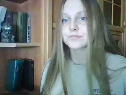 Evasapples online show from 12/05/24, 06:33