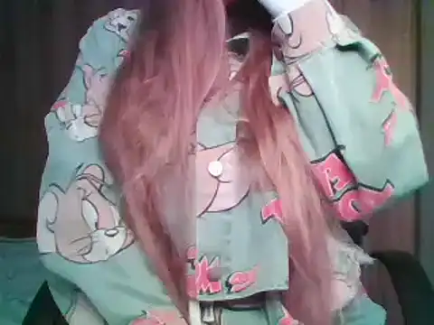 Snapshot of Evasapples chatting on 09/24/25, 09:07 Evasapples online show from 09/24/25, 09:07