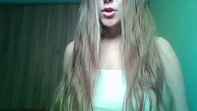 Snapshot of Evasapples chatting on 11/26/25, 12:11 Evasapples online show from 11/26/25, 12:11